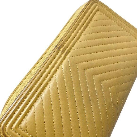 Auth CHANEL Boy Chanel/V Stitch (Chevron) - Beige Lambskin Long Wallet - Picture 9 of 10